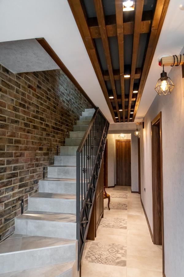 Hotel Hunters House Ezerets Exterior foto